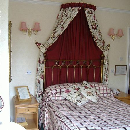 The Quarterdeck B&B Пул Экстерьер фото